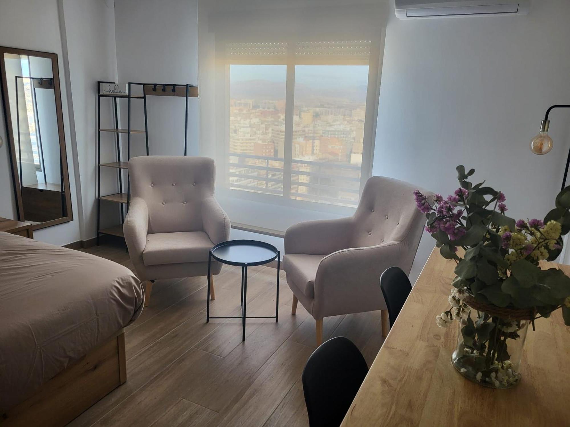 Charming Studio In The Center Of The City Apartamento Pleno Centro De อาลิกันเต ภายนอก รูปภาพ